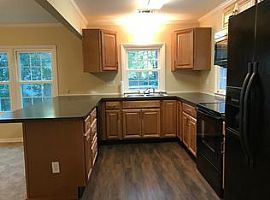 309 S Bartow St, Cartersville, Ga 30120 3 Beds 1 Bath 1,340 Sqf in Cartersville, GA (Photo 6 of 7)
