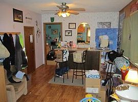  1120 Woodland St, Emporia, Ks 66801 2 Beds 1 Bath 796 Sqft in Emporia, KS (Photo 6 of 6)