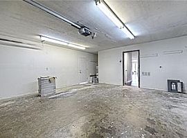  10040 Spokane Cir, Dallas, Tx 75229 4 Beds 2.5 Baths 2,242 Sqf in Dallas, TX (Photo 3 of 10)