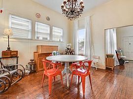  204 E Cypress St, Lafayette, La 70501 2 Beds 1 Bath 1,302 Sqft in Lafayette, LA (Photo 4 of 6)