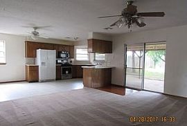  4824 Se Kincaid Ave, Lawton, Ok 73501 3 Beds 2 Baths 1,502 Sqf in Lawton, OK (Photo 4 of 4)