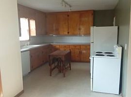  1717 W 21st St, Lawrence, Ks 66046 3 Beds 1.5 Baths 1,800 Sqft in Lawrence, KS (Photo 5 of 6)