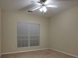  4016 Lilac Ln, Spring Hill, Tn 37174 3 Beds 2 Baths 1,749 Sqft in Spring Hill, TN (Photo 10 of 11)