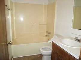  403 Arapaho Dr, Murfreesboro, Tn 37128 3 Beds 2.5 Baths 1,360  in Murfreesboro, TN (Photo 2 of 4)