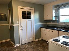 513 E 49th St Savannah, Ga 31405 (747) 444-3766 in Savannah, GA (Photo 4 of 9)