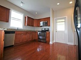  6 Boyds Neck Ct, Beaufort, Sc 29902 3 Beds 2 Baths 1,640 Sqft in Beaufort, SC (Photo 4 of 8)