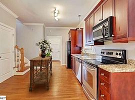  206 Anderson St, Greenville, Sc 29601 3 Beds 2 Baths 1,260 Sqf in Greenville, SC (Photo 4 of 7)