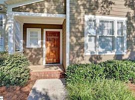  206 Anderson St, Greenville, Sc 29601 3 Beds 2 Baths 1,260 Sqf in Greenville, SC (Photo 6 of 7)