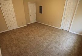 1058 Northpointe Cir, Auburn, Al 36832 in Auburn, AL (Photo 3 of 8)