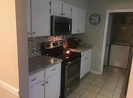 1634 Latham Ct Hinesville, Ga 31313 (747) 444-3766 in Hinesville, GA (Photo 3 of 8)