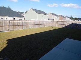 516 New Hanover Trl, Jacksonville (747) 444-3766 in Jacksonville, NC (Photo 6 of 7)