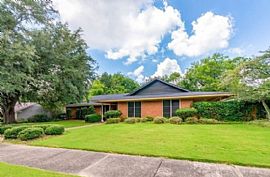 2400 Hermitage Dr, Montgomery, Al 36111 in Montgomery, AL (Photo 12 of 12)