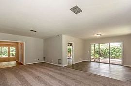 2400 Hermitage Dr, Montgomery, Al 36111 in Montgomery, AL (Photo 5 of 12)