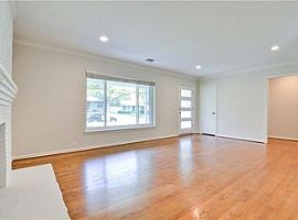 6406 Vanderbilt Ave Dallas, Tx 75214 (747) 444-3766 in Dallas, TX (Photo 2 of 11)