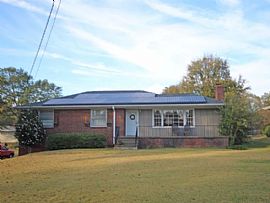  103 Gilstrap Dr, Greenville, Sc 29609 3 Beds 1.5 Baths 1,400 S in Greenville, SC