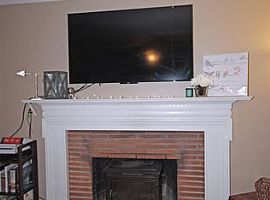  103 Gilstrap Dr, Greenville, Sc 29609 3 Beds 1.5 Baths 1,400 S in Greenville, SC (Photo 5 of 7)