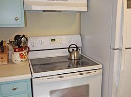  15 Kim St, Greenville, Sc 29605 2 Beds 2 Baths 1,200 Sqft in Greenville, SC (Photo 4 of 8)