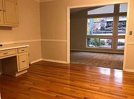 4075 Clubland Dr, Marietta, Ga 30068 4 Beds 2.5 Baths 2,833 Sqf in Marietta, GA (Photo 4 of 12)