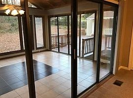 4075 Clubland Dr, Marietta, Ga 30068 4 Beds 2.5 Baths 2,833 Sqf in Marietta, GA (Photo 5 of 12)