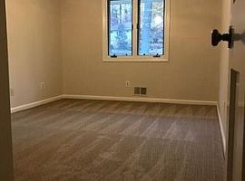 4075 Clubland Dr, Marietta, Ga 30068 4 Beds 2.5 Baths 2,833 Sqf in Marietta, GA (Photo 6 of 12)