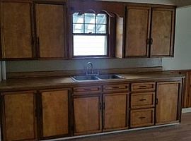 754 Wilbur Ave, Youngstown, Oh in Youngstown, OH (Photo 6 of 6)