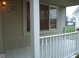  33860 Wst, Clinton Township, Mi 48035 3 Beds 2 Baths 1,2 in Clinton Township, MI (Photo 3 of 9)