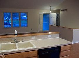  33860 Wst, Clinton Township, Mi 48035 3 Beds 2 Baths 1,2 in Clinton Township, MI (Photo 9 of 9)