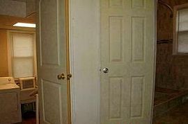  33628 Beechwood St, Westland, Mi 48185 3 Beds 1 Bath 1,100 Sqf in Westland, MI (Photo 2 of 7)