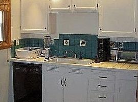  218 Miramonte St, Santa Fe, Nm 87501 2 Beds 1 Bath 1,250 Sqft in Santa Fe, NM (Photo 3 of 5)