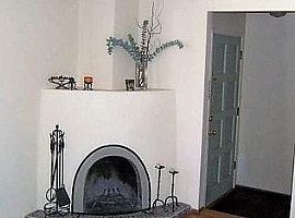  218 Miramonte St, Santa Fe, Nm 87501 2 Beds 1 Bath 1,250 Sqft in Santa Fe, NM (Photo 5 of 5)