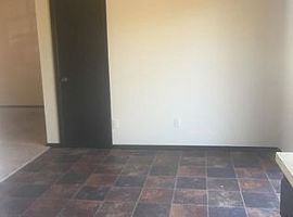  1507 Rock Ridge Ct, Norman, Ok 73071 2 Beds 1 Bath 1,800 Sqft in Norman, OK (Photo 3 of 5)