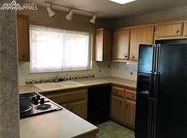  8125 Plume Ter, Colorado Springs, Co 80920 3 Beds 2 Baths 1,30 in Colorado Springs, CO (Photo 5 of 8)