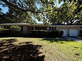 Newly Refinished Hardwood Floors Throughout, and a Fresh Coat O in Charleston, SC