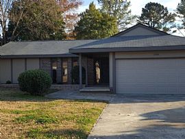 2014 Burlingame Dr Se, Huntsville, Al 35803 in Huntsville, AL