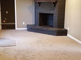 2014 Burlingame Dr Se, Huntsville, Al 35803 in Huntsville, AL (Photo 5 of 8)