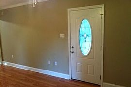  1304 Francis Ave, Metairie, La 70003 3 Beds 2 Baths 1,190 Sqft in Metairie, LA (Photo 6 of 7)