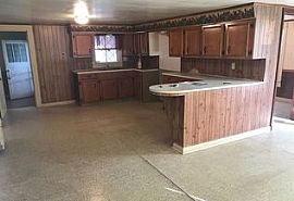 1111 Mountainbrook Dr, Shreveport, La 71118 3 Beds 2 Baths 2,03 in Los Angeles, CA (Photo 4 of 5)