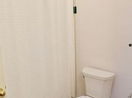 4848 119th Ave Se, Bellevue, Wa 98006 3 Beds 2 Baths 1,290 Sqft in Bellevue, WA (Photo 3 of 11)