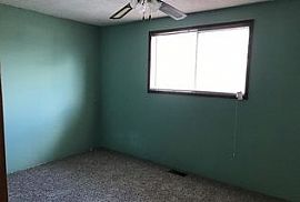 147 Garfield St, Sumas, Wa 98295 3 Beds 1 Bath 1,002 Sqft in Sumas, WA (Photo 6 of 8)