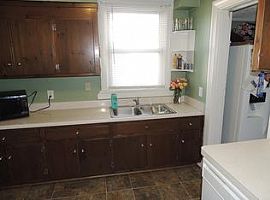 1707 Franklin Ave, Colonial Heights, Va 23834 2 Beds 1 Bath 948 in Colonial Heights, VA (Photo 6 of 6)