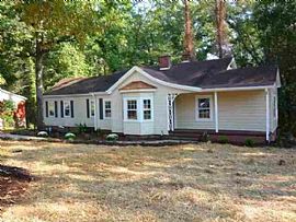 306 Westminster Hwy, Westminster, Sc 29693 3 Beds 2 Baths 1,500 in Westminster, SC