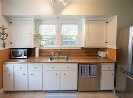 3122 N Farragut St, Portland, Or 97217 2 Beds 1 Bath 1,028 Sqft in Portland, OR (Photo 5 of 8)