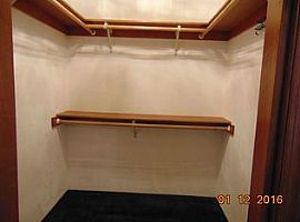 3392 Wellington Dr, Medford, Or 97504 3 Beds 2 Baths 1,435 Sqft in Medford, OR (Photo 3 of 7)