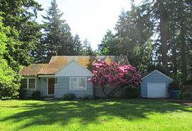 846 Ne 111th Ave, Portland, Or 97220 3 Beds 1 Bath 1,465 Sqft in Portland, OR