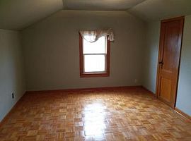  505 Johnson St, South Bend, in 46628 4 Beds 1 Bath 1,482 Sqft in South Bend, IN (Photo 2 of 9)