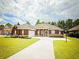 8708 Augusta Dr Mobile, Al 36695 (747) 444-3766 in Mobile, AL (Photo 8 of 9)