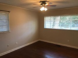 5453 Pine Lane Dr  Formal Living and Dining Rooms Updated Bathr in Jackson, MS (Photo 4 of 10)