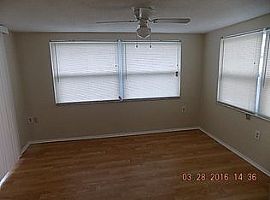 9035 Chantilly Ln, Port Richey, Fl 34668 in Port Richey, FL (Photo 4 of 6)