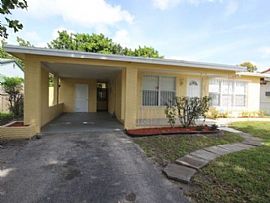 2851 Washington St, Hollywood, Fl 33020 in Hollywood, FL