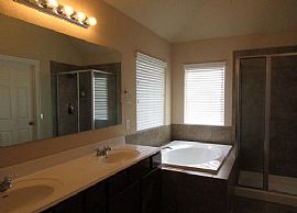 Beautiful One Story Home with Wide Open Floor Plan and High Cei in San Antonio, TX (Photo 5 of 7)